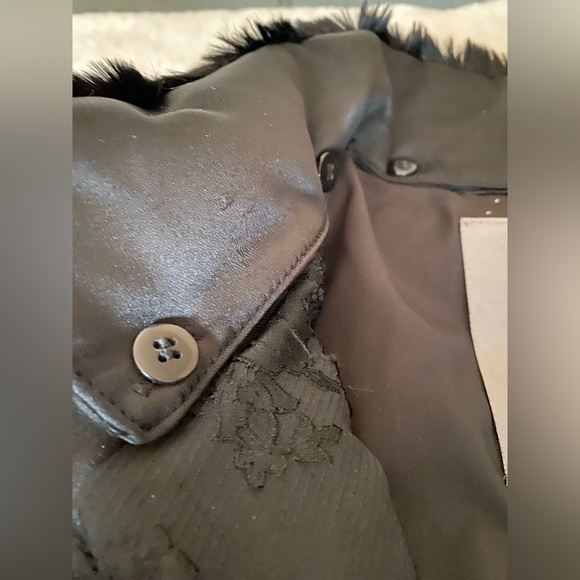 Vera Wang Black Puffer Coat with Removable Faux Fur Collar Brocade pattern Sz L - Picture 11 of 15